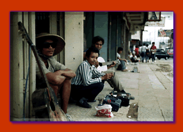 Streetmusicians in Bandung 1990